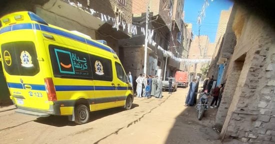طبق دش وراء مصرع شاب سقط من أعلى سطح عقار بكرداسة