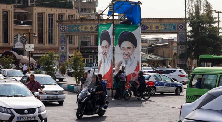 التلغراف: إيران تبحث استهداف انتخابات واشنطن وتل أبيب عبر هجمات سيبرانية وتجنيد عملاء