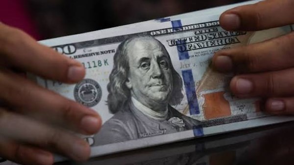 سعر الدولار اليوم السبت 31 أكتوبر 2026.. الأخضر يسجل 56.19 جنيه في البنوك