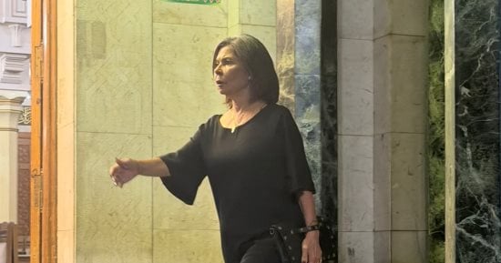 سلوى محمد على وناجى شحاتة وهشام سليمان فى عزاء الراحل حسام علوان