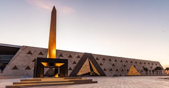 المتحف المصرى الكبير يحتفل بمرور عام على افتتاحه ويطلق تجربة «الشمس الأبدية»