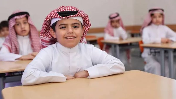 تعليم الرياض: تمديد الدراسة عن بُعد للطلاب ومنسوبي المدارس حتى الخميس المقبل